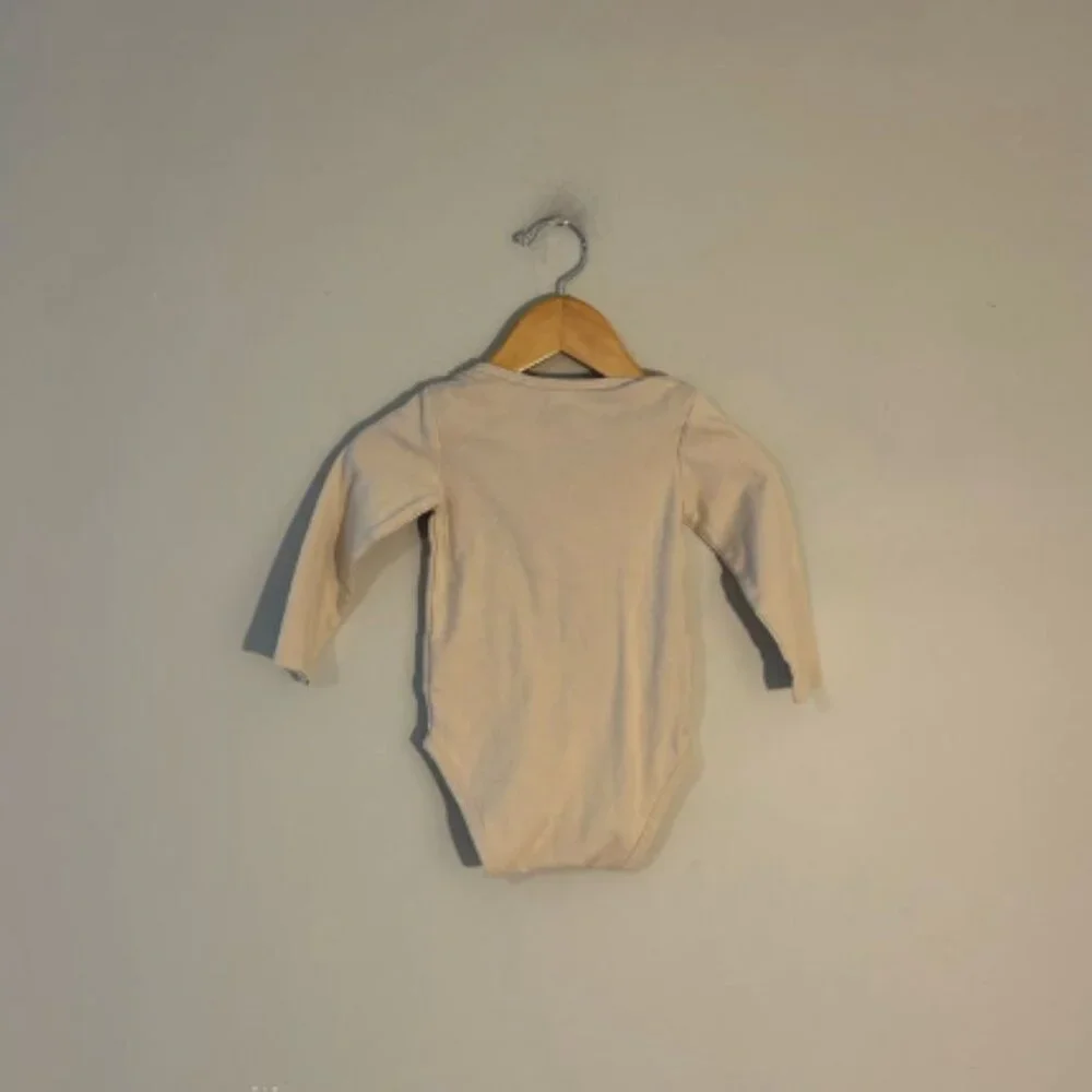 $8 ADD ON H&M Bodysuit 12M Zara Janie and Jack Baby Gap Little Bipsy Old Navy‎